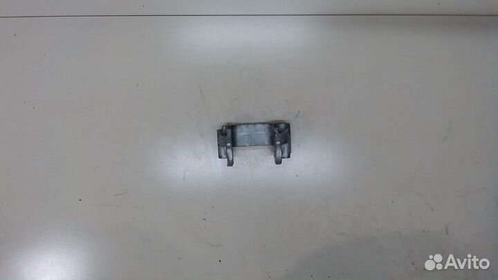 Кронштейн кпп Toyota Venza 2020, 2021