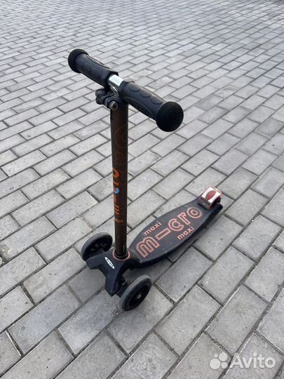 Самокат maxi micro бу
