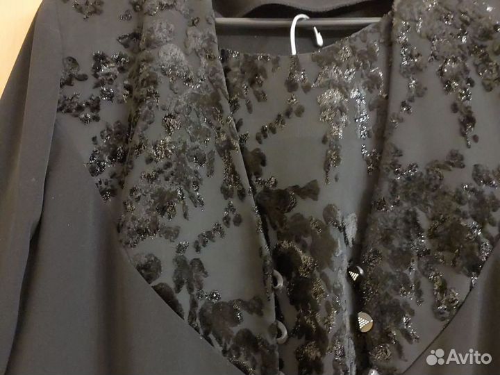 Костюм женский