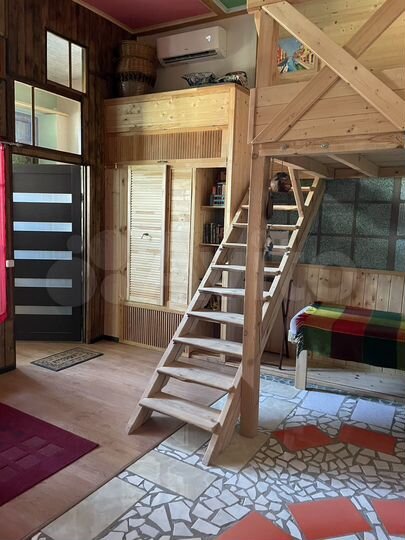 Комната 50 м², 2/4 эт.