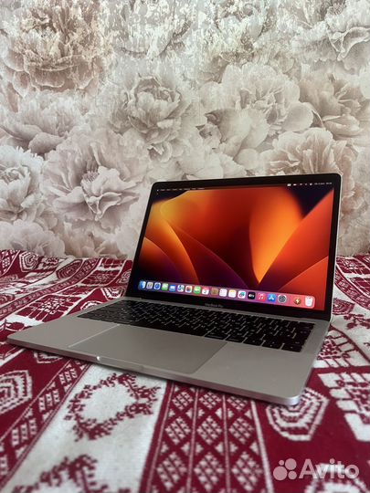 MacBook Pro 13 2017 8/256 Silver Ростест