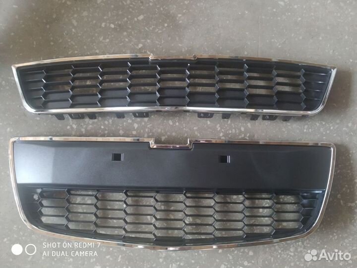 Решётка радиатора Шевроле Авео T 300.11-15 г.в