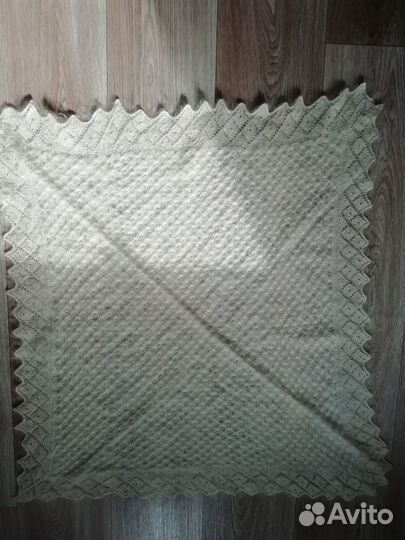 Пуховой платок новый, косынка