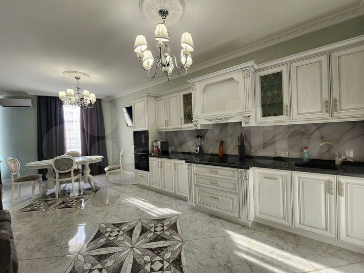 4-к. квартира, 126,2 м², 12/26 эт.