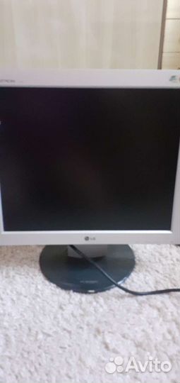 Продаю монитор LG 17 дюймов