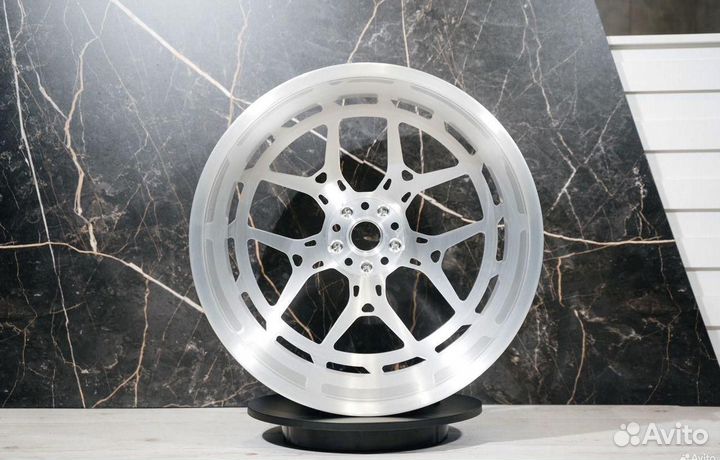 Кованые диски R22
