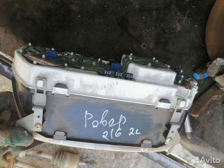 Щиток приборов ровер 200 97г 2л