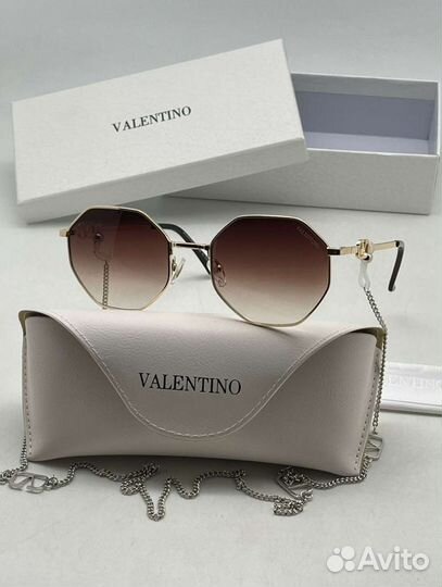 Солнцезащитные очки женские новые