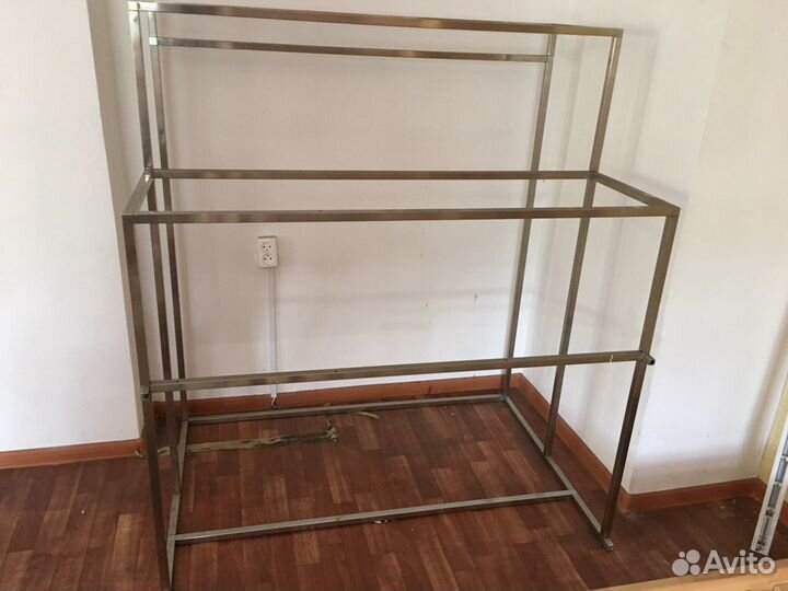 Вешалка напольная для одежды