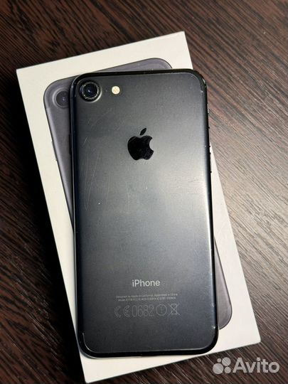 iPhone 7, 32 ГБ