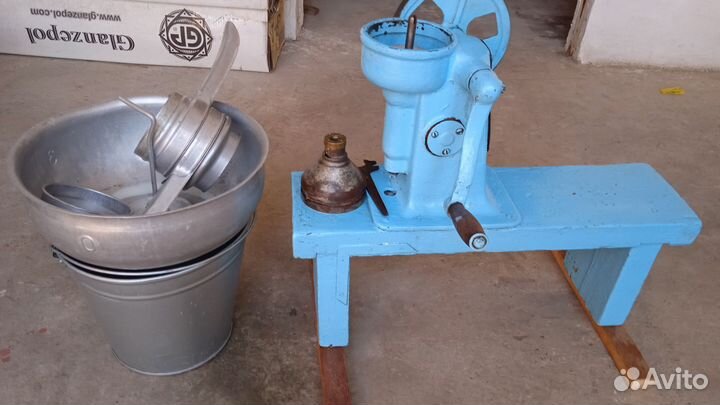 Сепаратор для молока ручной