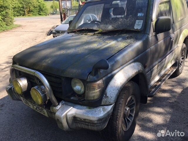 Разбор на запчасти Mitsubishi Pajero