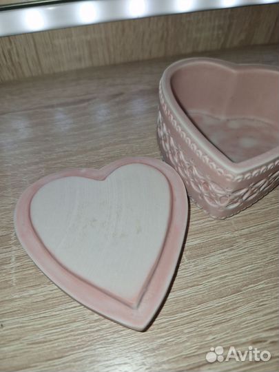 Шкатулка для украшений новая