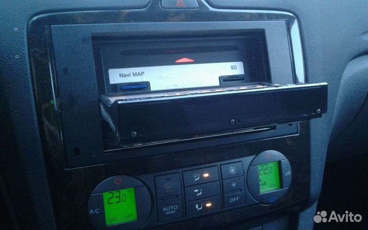 Автомагнитола с DVD MP3