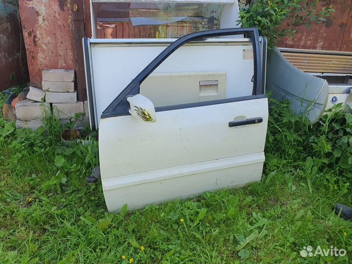 Дверь водительская volkswagen (левая передняя)