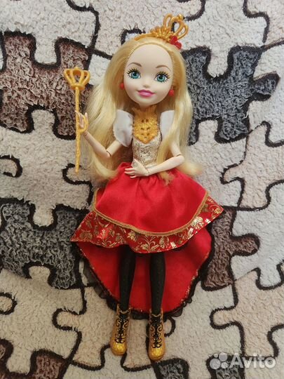 Кукла Эппл Вайт