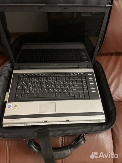 Toshiba ноутбук