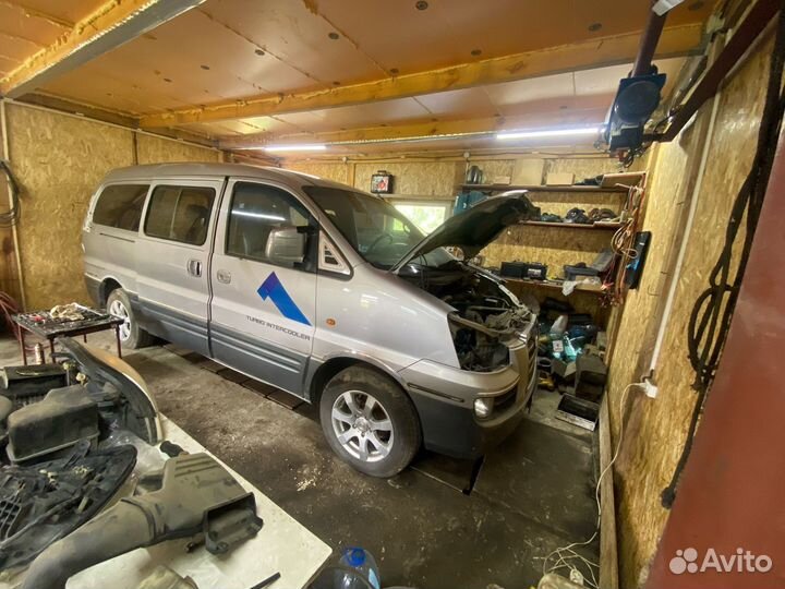 Hyundai Starex 1 поколение рестайлинг двс D4BH (4D