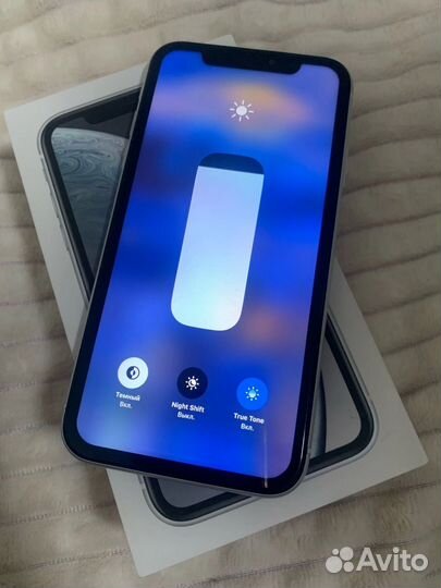 iPhone Xr, 64 ГБ
