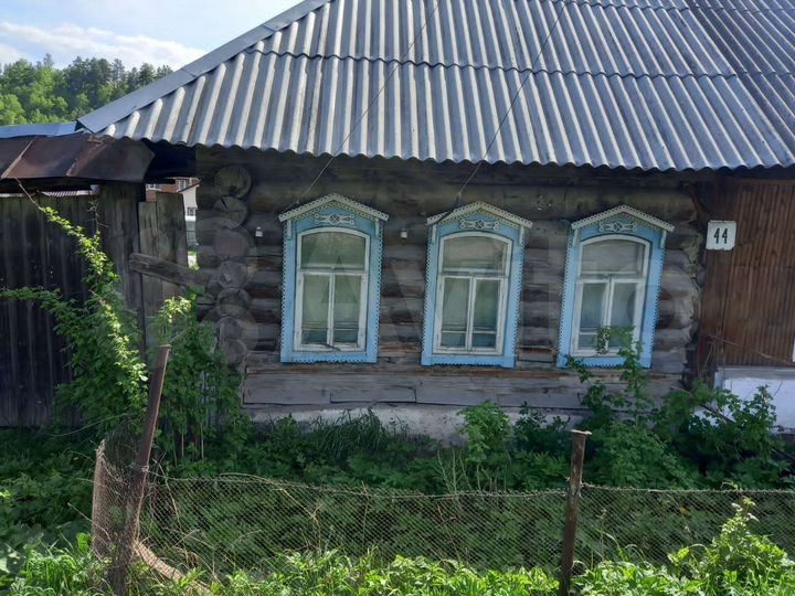 Дом 25 м² на участке 6 сот.