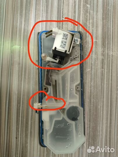 Клапан дозатора Электролюкс и датчик ополаскиват