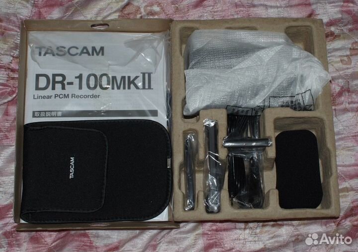 Професс. рекордер Tascam DR-100 mkii в комплекте