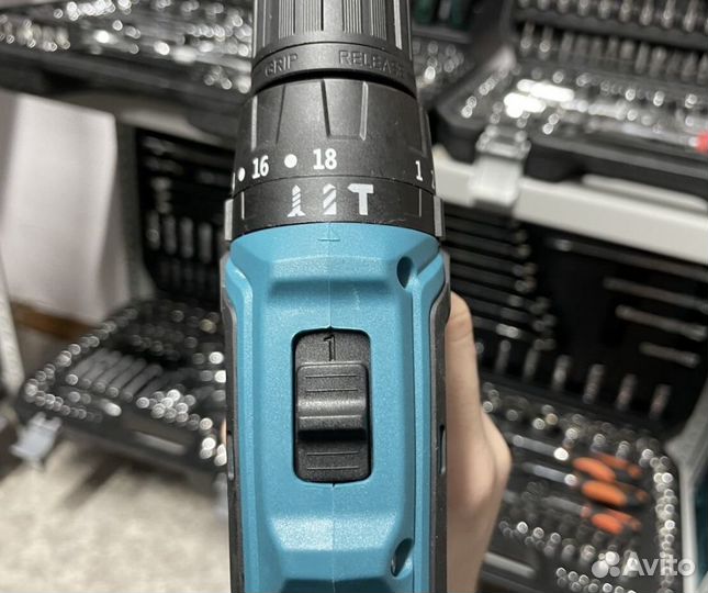 Шуруповерт makita 26v