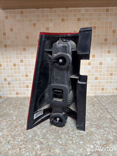 Фонарь задний правый LADA Largus