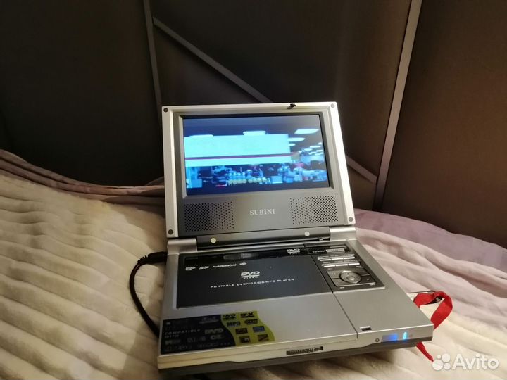 Портативный dvd плеер