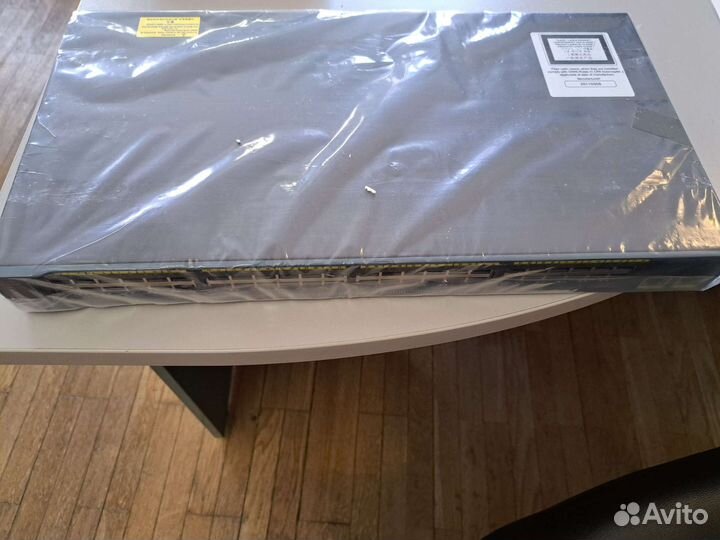 Коммутатор cisco WS-C2960-48TT-L
