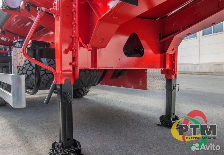 Полуприцеп бензовоз УралСпецТранс 21-21-2Н, 2023