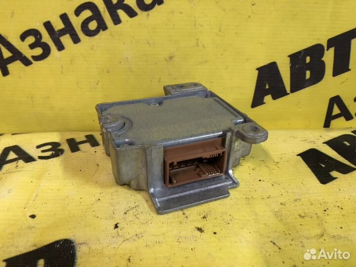 Блок управления подушками безопасности Chevrolet V