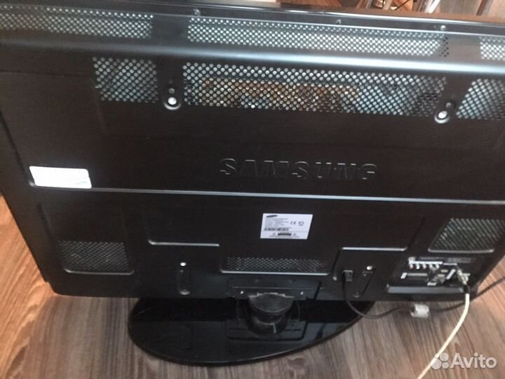 Телевизор samsung