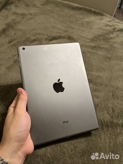 Продам iPad Air 1 не рабочий