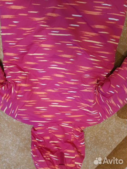 Куртка для девочки 9-10 лет. Колумбия