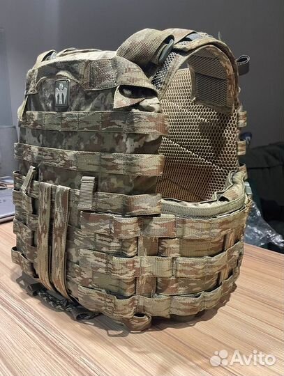 Бронежилет плитник с подсумками anafarta