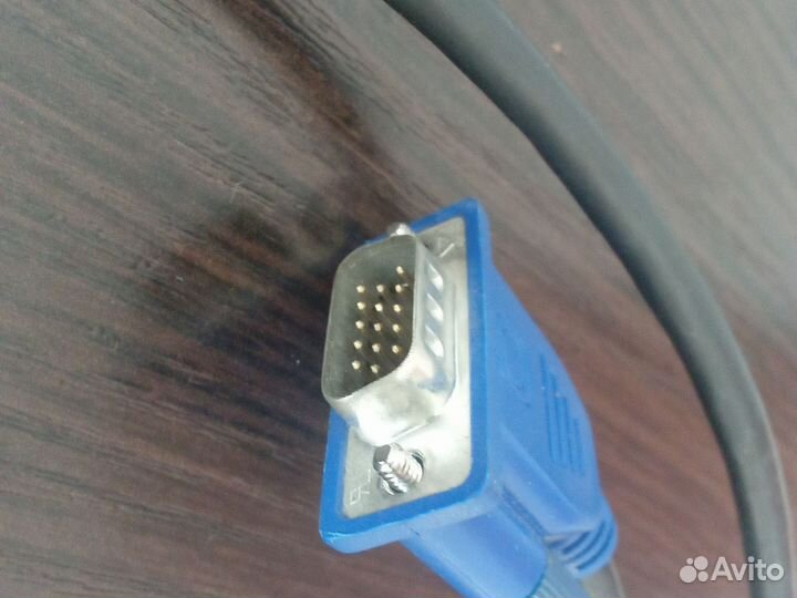 Кабель VGA