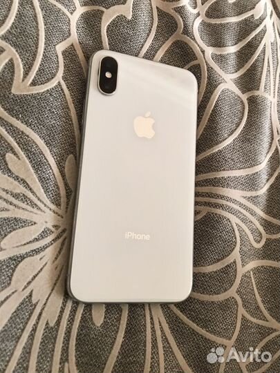 iPhone X, 64 ГБ
