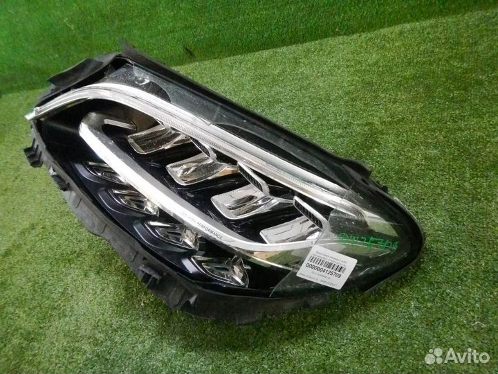 Фара левая Mercedes-Benz C-Class