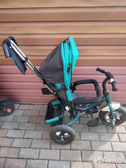 Детский велосипед с родительской ручкой