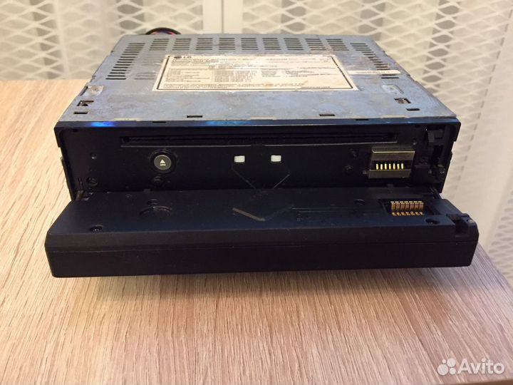 Автомагнитола LG