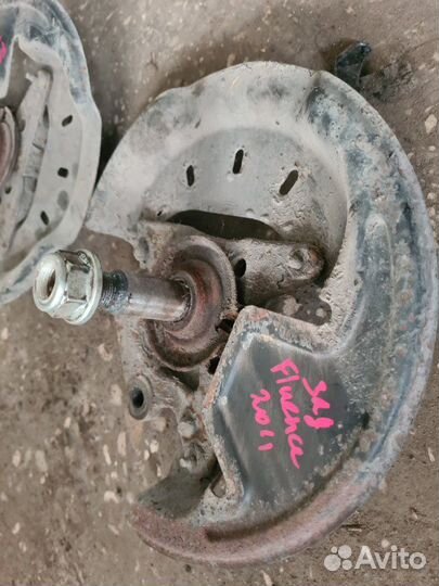 Цапфа задняя Renault Fluence седан M4R 2011