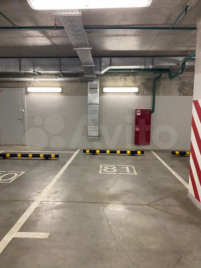 Машиноместо, 15 м²
