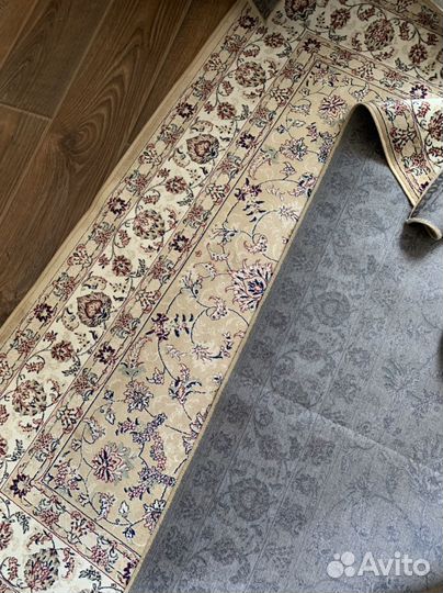 Новый ковер из шелка 160/230