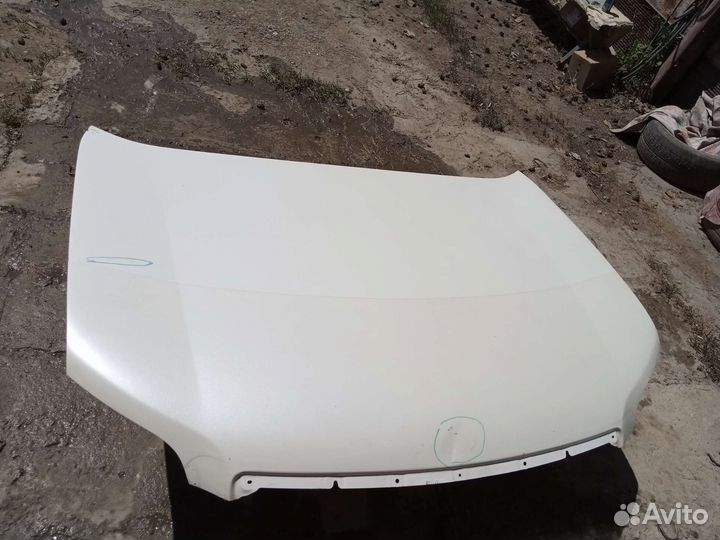 Капот на toyota prado 150 (цвет белый) оригинал