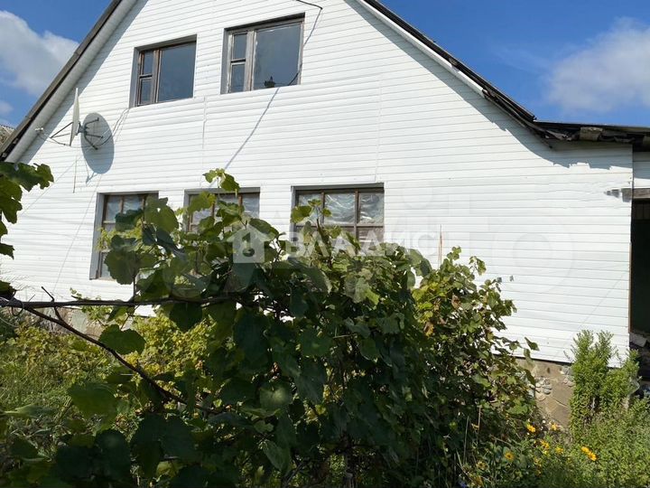 Дом 108,7 м² на участке 18,1 сот.