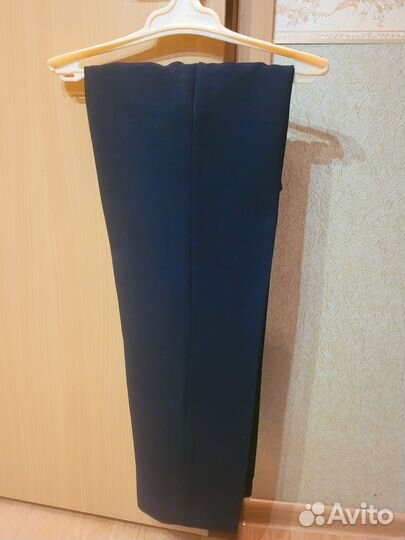 Продам женский брючный костюм