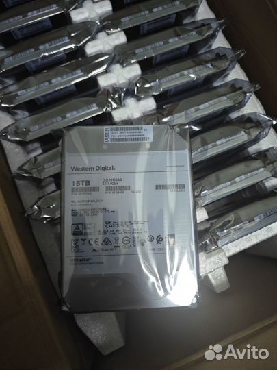 Жесткий диск 16Tb HDD WD HC550