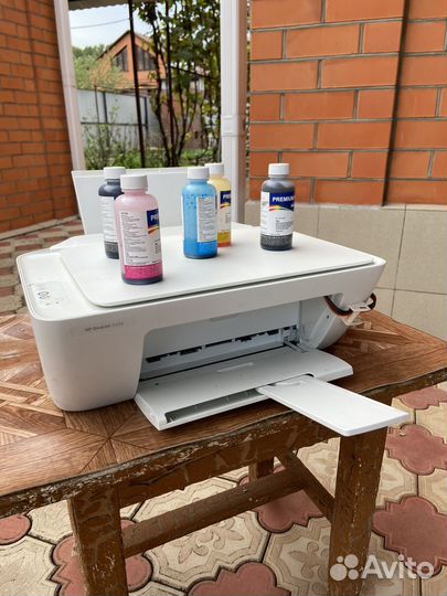 HP мфу Струйное DeskJet 2320, белый