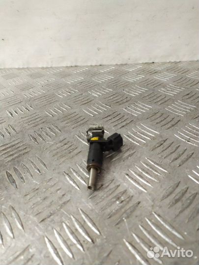 Форсунка Peugeot 308 универсал 1.6 EP6 2010